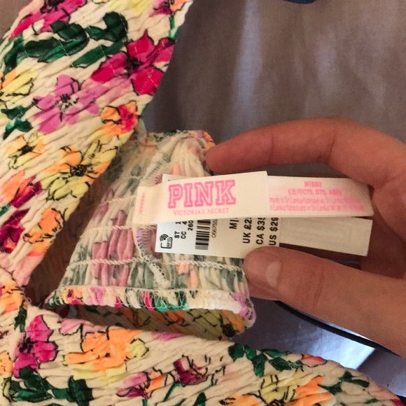 Victoria’s Secret bralette - Picture 3 of 3